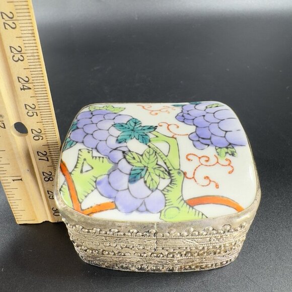 Vintage Silver Plated Trinket Box Holder Multicolor Porcelain Top Floral Pattern - Picture 3 of 12
